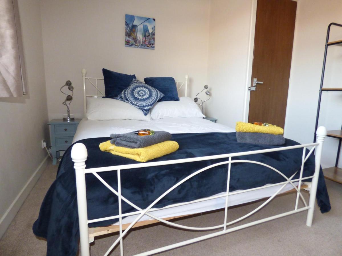 Cosy Quiet Home In Hereford ~ Close To City Centre ~ Free Parking Bagian luar foto